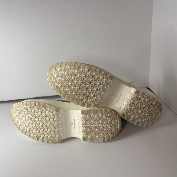 Converse Chuck Taylor All Star Lugged 2.0 Hi Shoe Womens 10 Sand Dune Floral - Picture 7 of 9